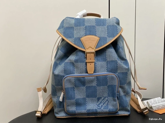 Backpack VUITTON LOUIS Montsouris 0329